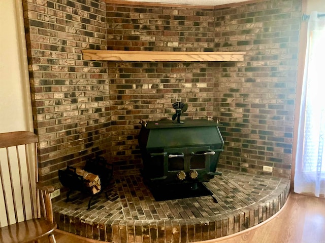 room details with hardwood / wood-style flooring