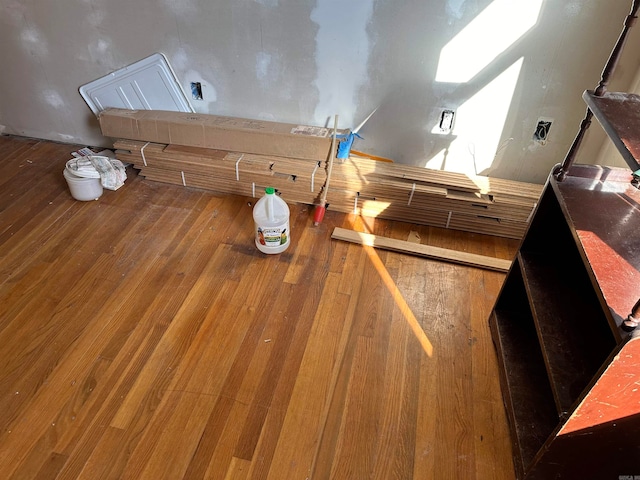 room details featuring hardwood / wood-style flooring