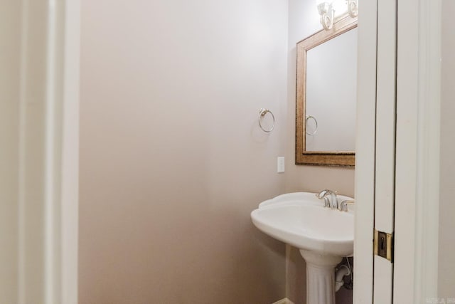 bathroom with sink