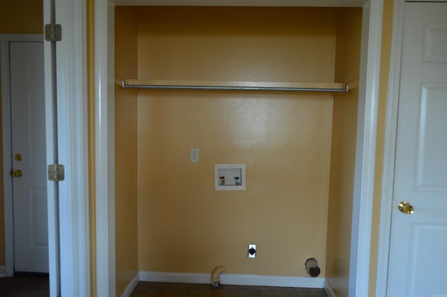 106 W Clinton, Heber Springs, AR 72543 - washroom featuring washer hookup, electric dryer hookup, baseboards, and dark tile patterned flooring