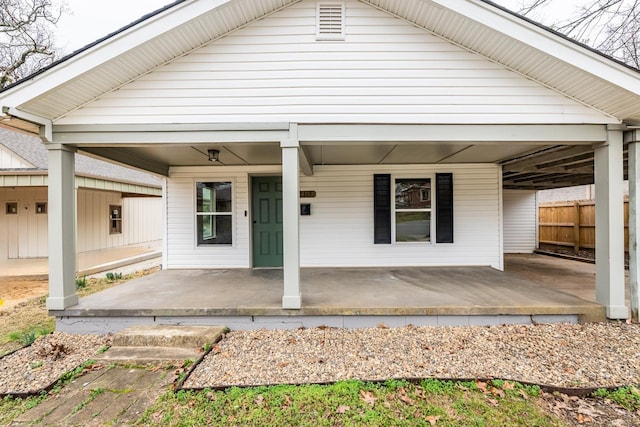 view of front of house featuring covered porch