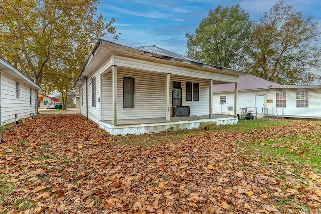 view of front of home featuring a porch