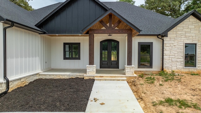 doorway to property featuring a porch