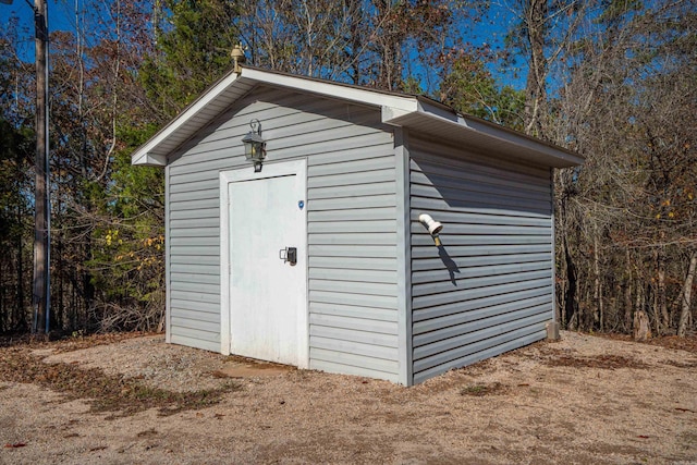 view of outdoor structure