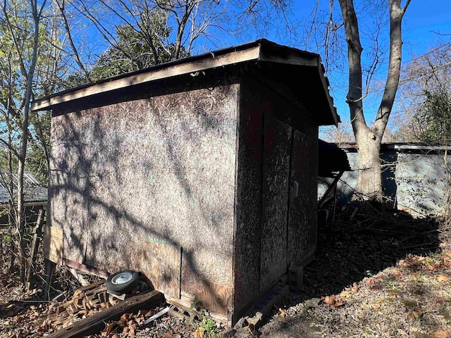 view of outdoor structure