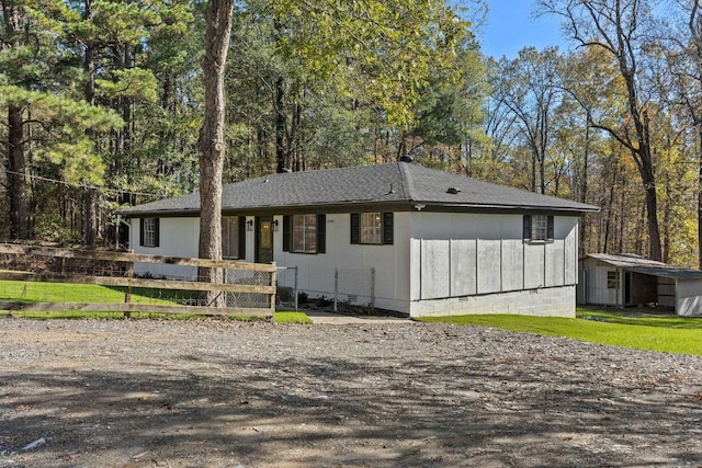 view of front of property