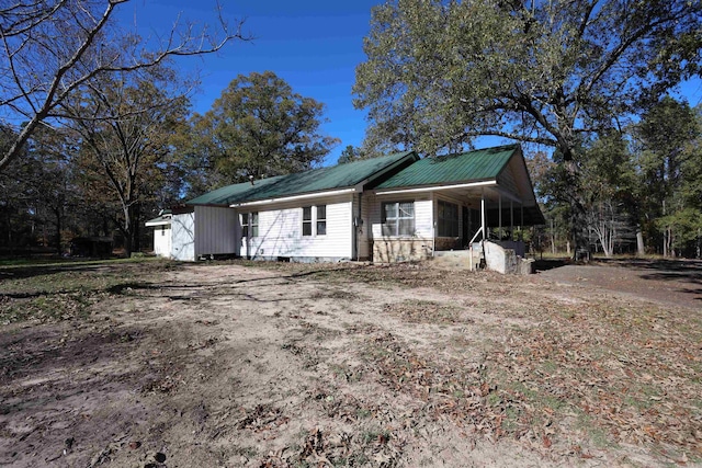 view of property exterior