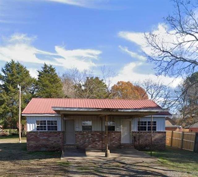 view of ranch-style home