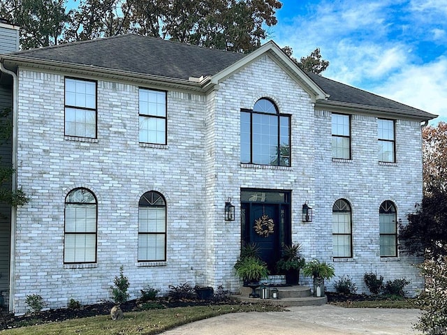 view of front facade