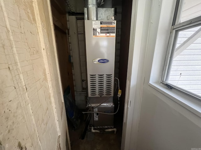 1905 Bethesda, Mena, AR 71953 - view of utility room