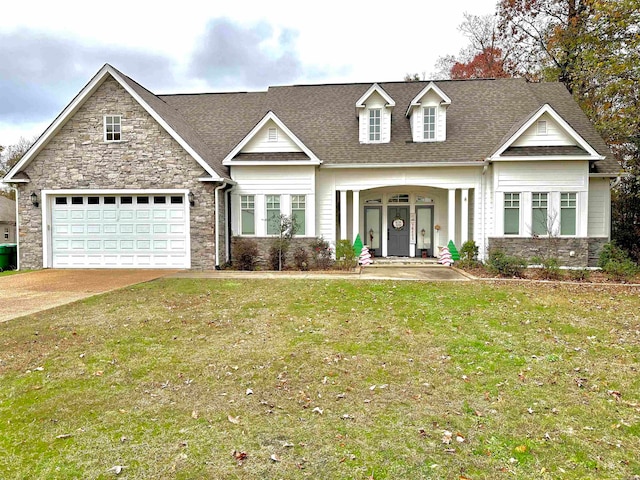 view of front of house with a front lawn