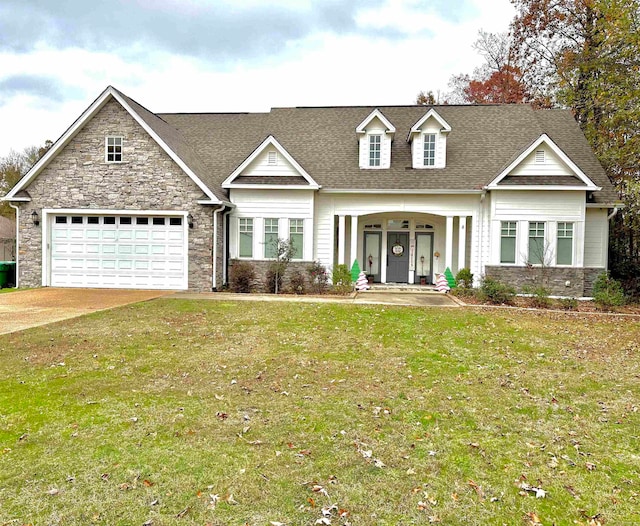 view of front of property with a front lawn