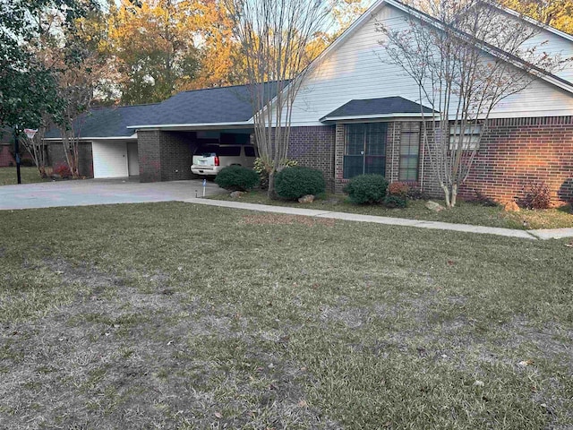 ranch-style home with a front lawn