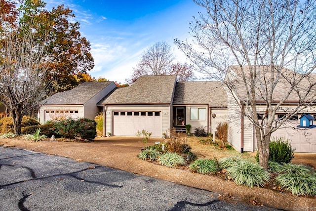 view of front facade featuring a garage