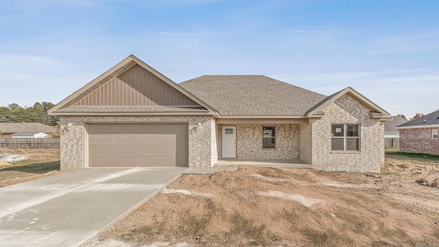 view of front facade with a garage