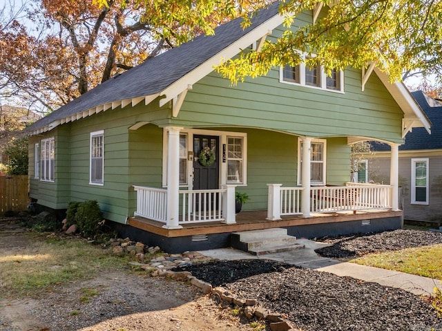 view of front facade with covered porch