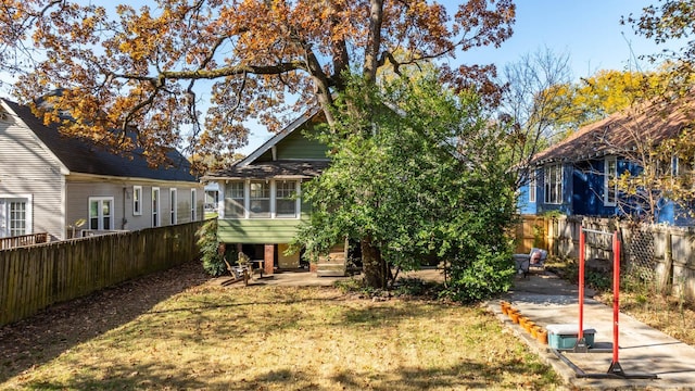 view of yard with a patio