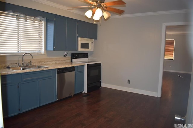 kitchen featuring white appliances, crown molding, sink, dark hardwood / wood-style floors, and blue cabinetry