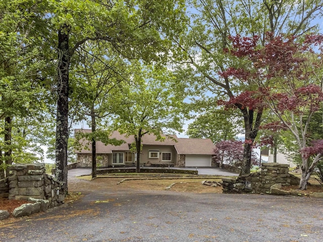 view of front of home featuring a garage