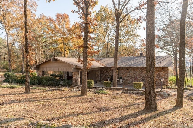 view of front of property