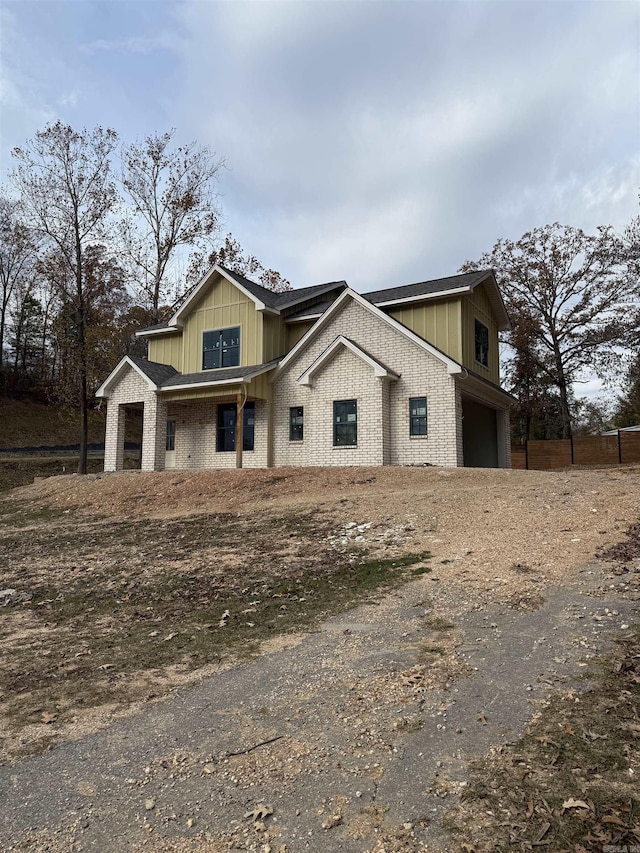 view of front of home featuring a garage