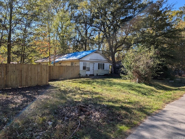 6106 W Jones, Pine Bluff, AR 71602 - view of yard