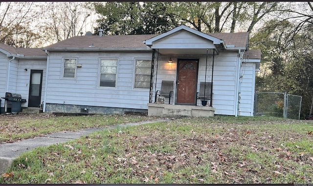 view of front of property