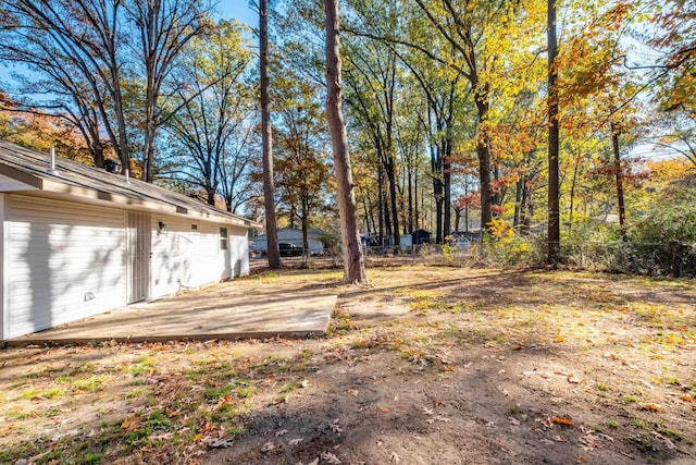 view of yard featuring a patio