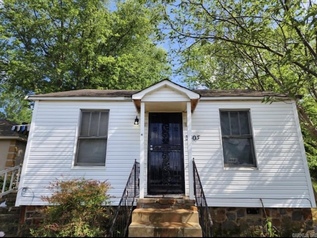 view of front of property