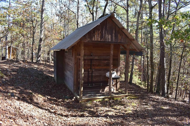 view of outdoor structure