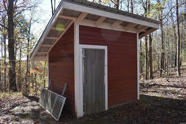 view of outbuilding