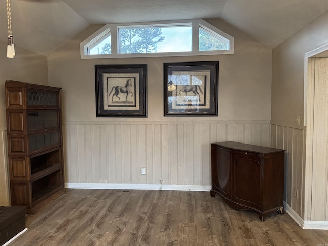 details featuring hardwood / wood-style flooring