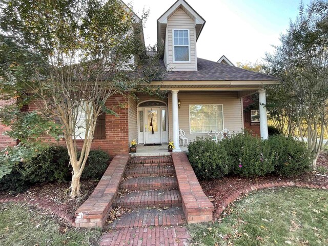 view of front of property with covered porch