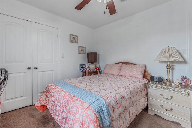 bedroom featuring carpet flooring, ceiling fan, and a closet