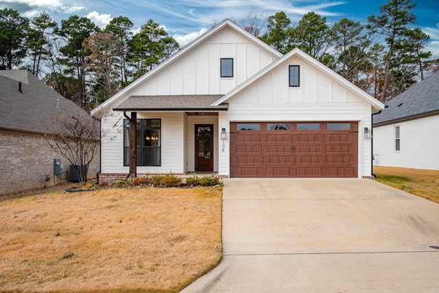 modern inspired farmhouse featuring central AC