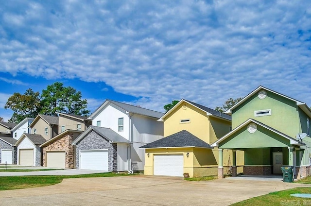 view of front facade featuring a garage