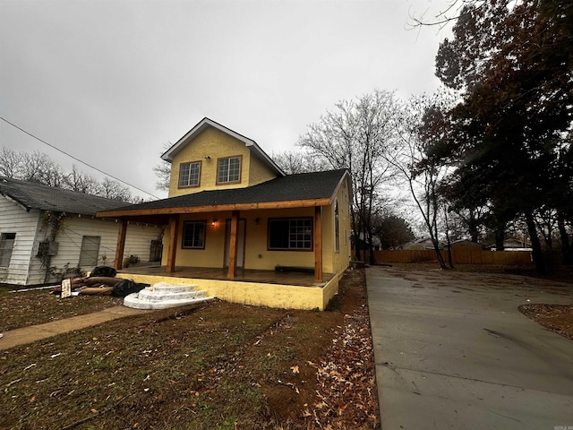 view of front of property