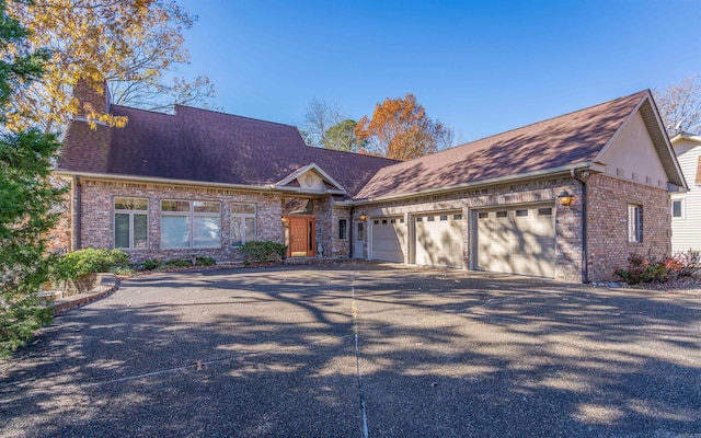 view of front of house featuring a garage