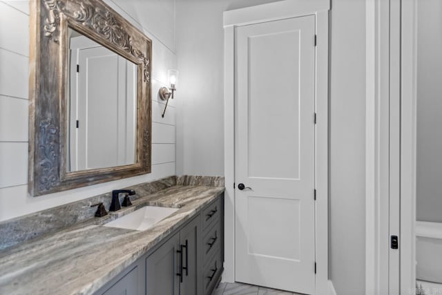 bathroom featuring vanity