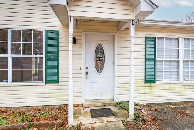 view of entrance to property