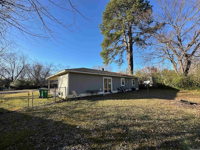 exterior space featuring a yard