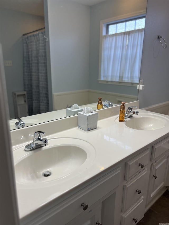 bathroom featuring vanity