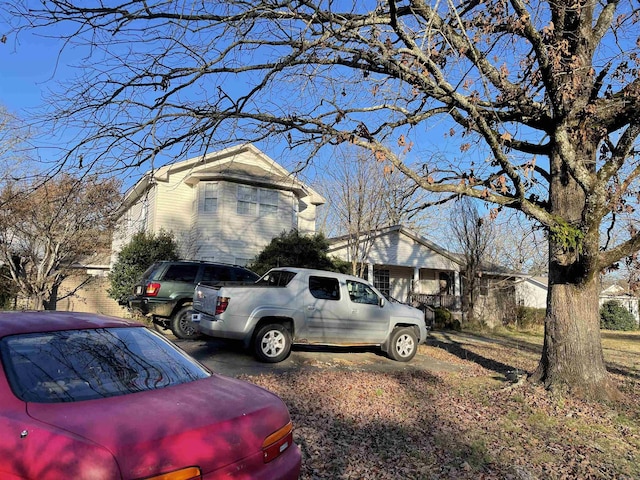 view of front of property