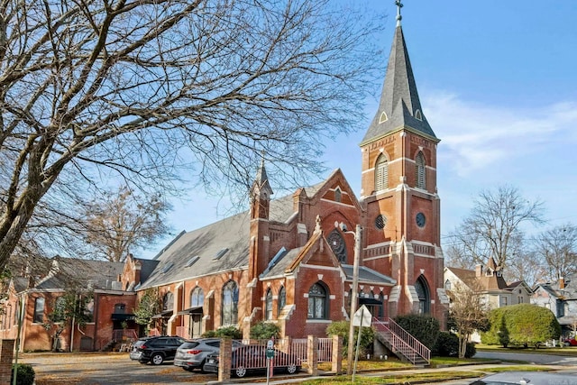 view of building exterior