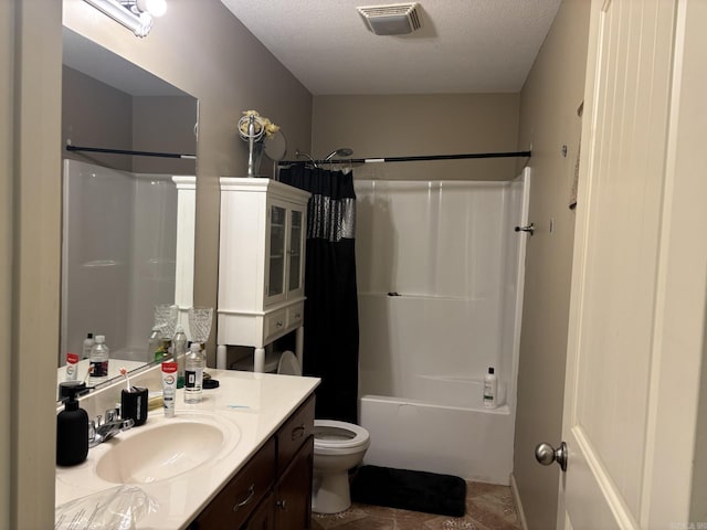 full bathroom with vanity, toilet, shower / bathtub combination with curtain, and a textured ceiling