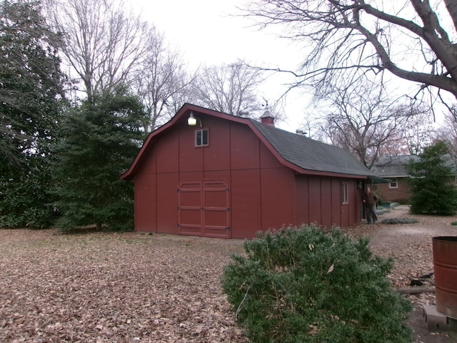 view of outbuilding