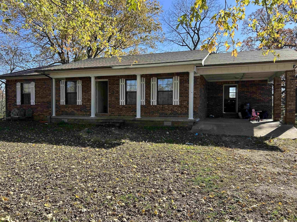 view of single story home