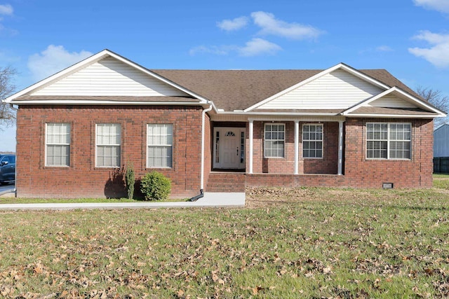 view of front of property with a front lawn