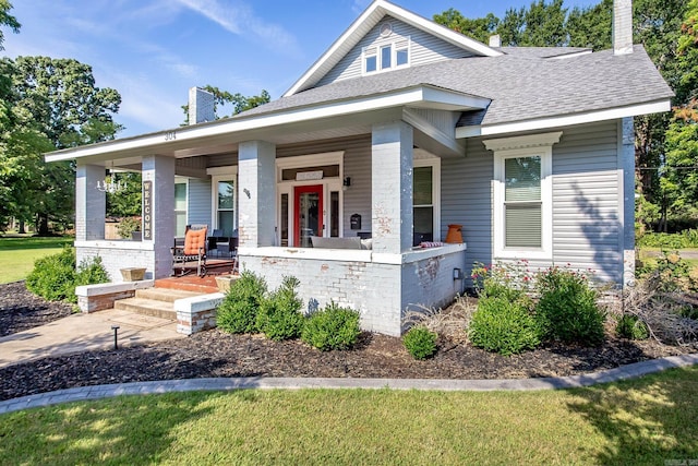 view of front of house featuring covered porch