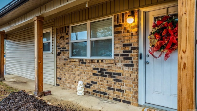 property entrance with a porch